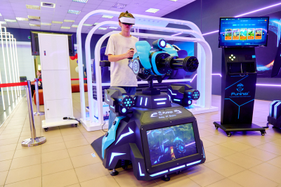 VR Gatling Simulator