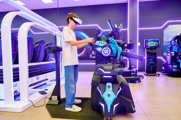 VR Gatling Simulator